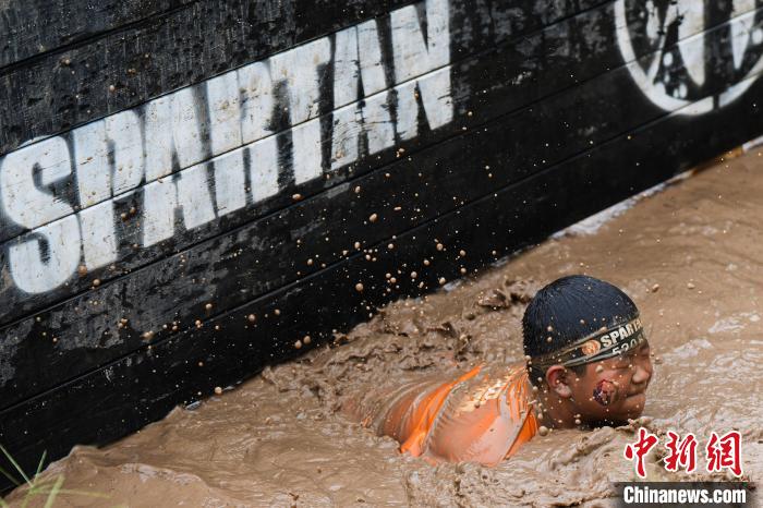 上海站2024斯巴达勇士儿童赛圆满落幕：超万名小