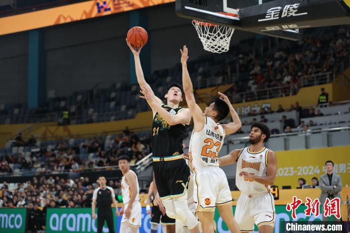 广厦主场击败山西：新援韦瑟斯庞砍下22分领衔全