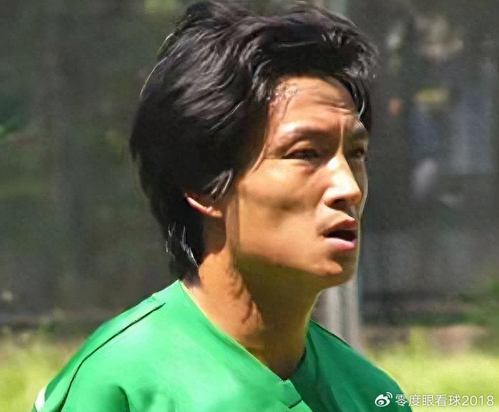 前国安后卫邱忠辉晒外卖工作日常：自食其力非