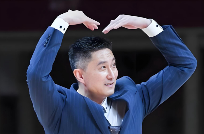 广东队逆转新疆队大胜22分 稳居积分榜前三