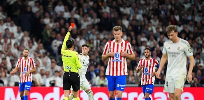 皇马巴尔韦德德比红牌上诉遭拒 裁判判罚标准引