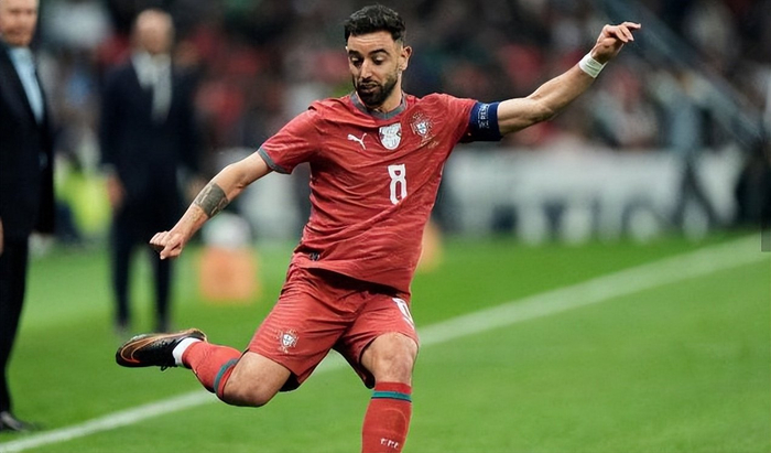 葡萄牙热身赛0比0平墨西哥，C罗缺席暴露进攻短