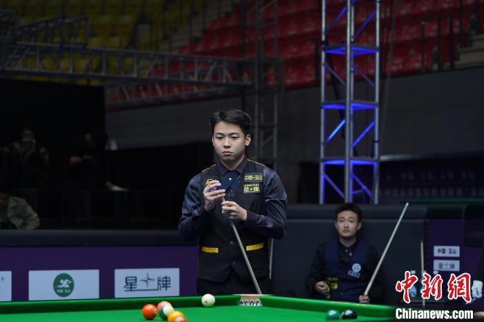 郑肖淮在玉山国际公开赛决赛以41-39险胜赵汝亮夺